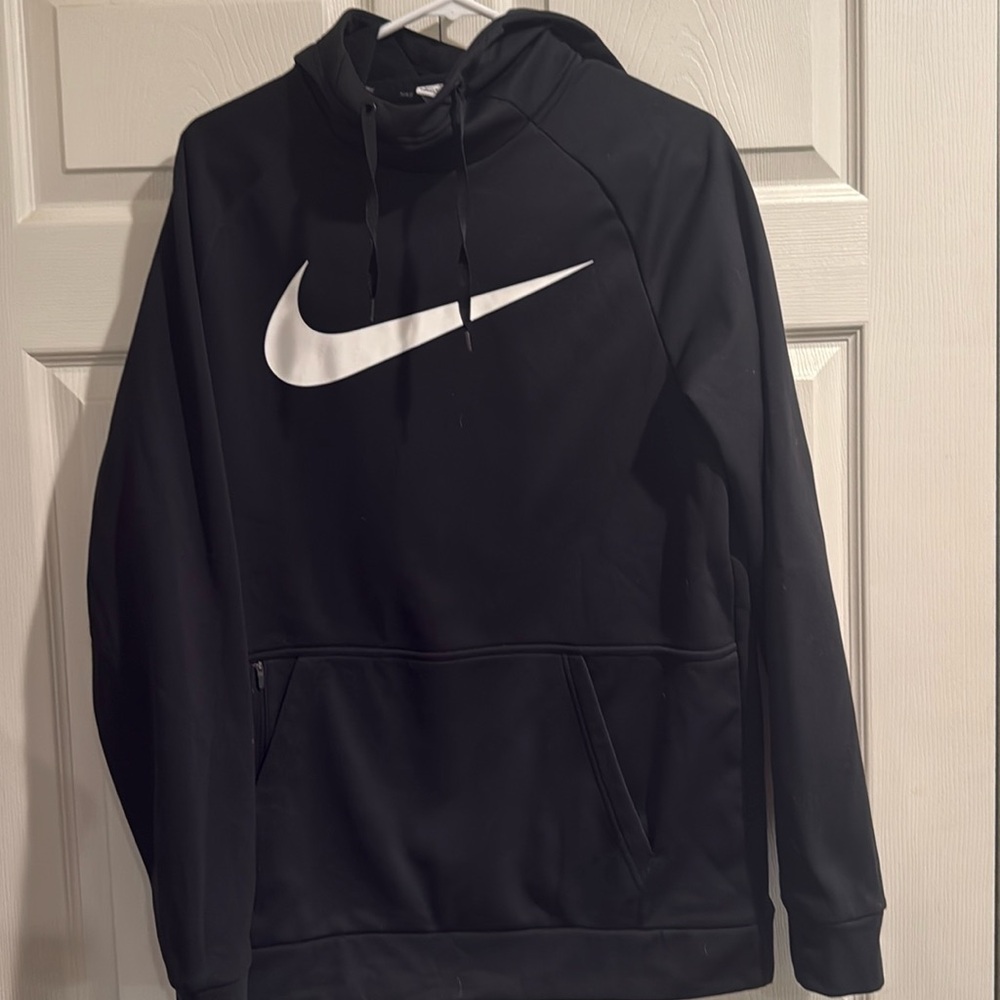 Men’s Nike Saeatshirt (hoodie), M, like new, black.